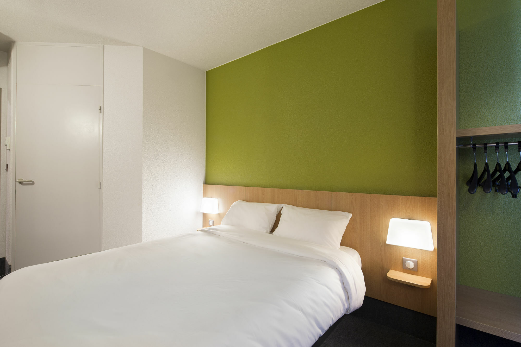 B&B Hotel Frejus Рокбрюн-сюр-Аржан Экстерьер фото